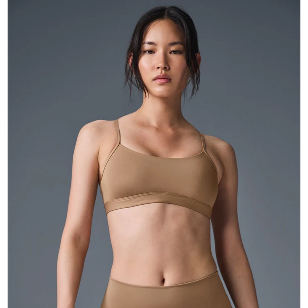 ALO Yoga Tan Sports Bra